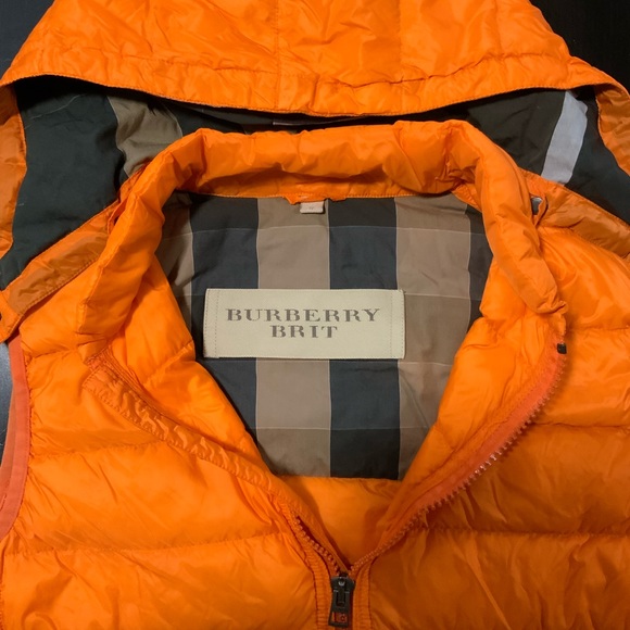 COPY - mens burberry size large orange vest . authentic Burberry - Picture 2 of 6
